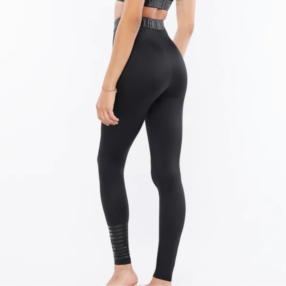 SAVAGE X FENTY  BLACK FOREVER SAVAGE SHINY JERSEY LEGGINGS